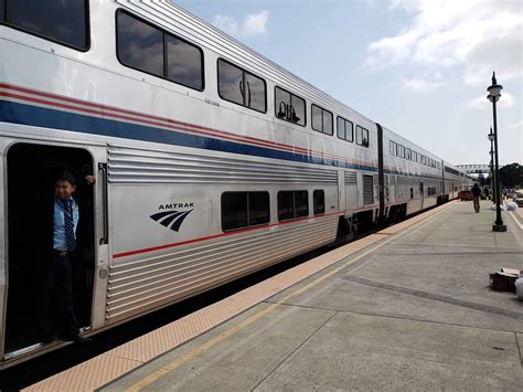 Dining on the Amtrak Coast Starlight | SingleFlyer