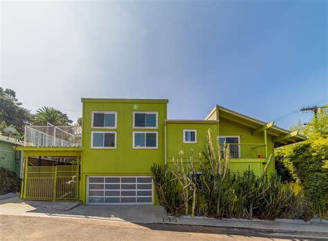 This Bright Green House in L.A. Is Even Wilder on the Inside ...