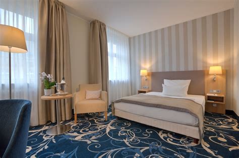 SCHLOSSHOTEL KARLSRUHE $118 ($̶1̶2̶8̶) - Prices & Hotel Reviews - Germany