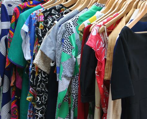 Banco de imagens : cor, moda, compras, vestuário, Boutique, armário de roupa, vestir, Vestuário ...