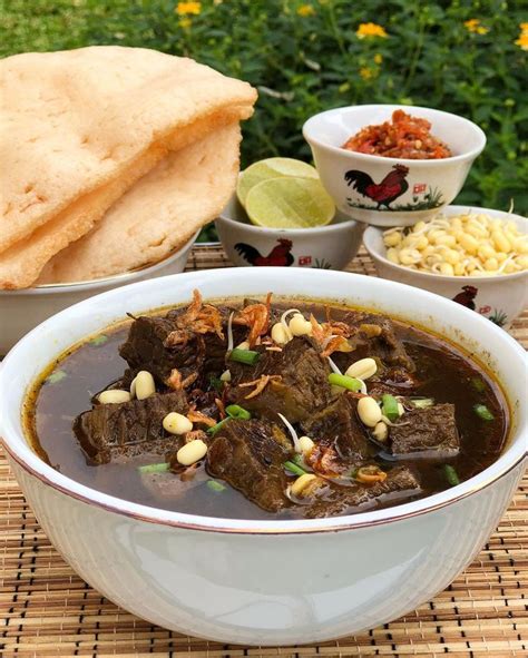 Resep Rawon Daging Sapi Khas Jawa Timur Spesial Enak Empuk | Resep | Resep, Ide makanan, Makanan