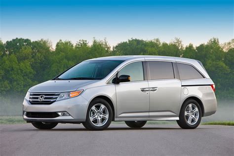 2011 Honda Odyssey Touring Elite Unveiled - autoevolution