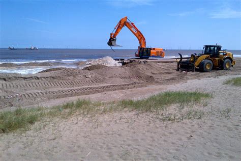 £7m beach nourishment scheme to protect thousands of homes in Lincolnshire - GOV.UK