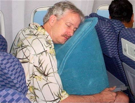 tips and tricks - What's the best way to get sleep on a train in a sitting compartment? - Travel ...