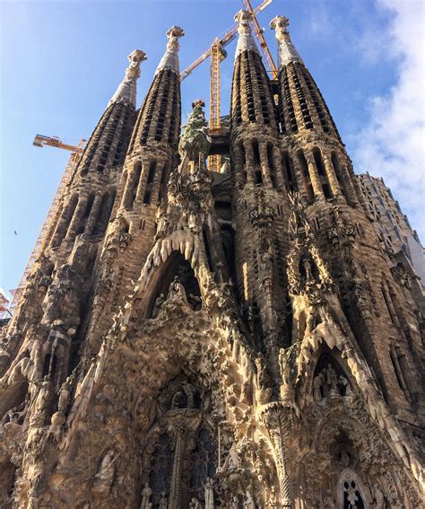 Peek Inside the Sacred ‘Sand Castle’ Called Sagrada Familia in Gaudí’s Barcelona - Coastside ...