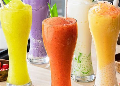 Booky’s Favorite Fruit Shakes, Smoothies & More in the Metro | Booky