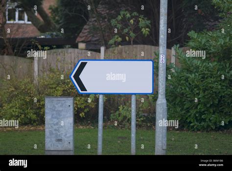 Blank Road Sign Arrow Stock Photo - Alamy