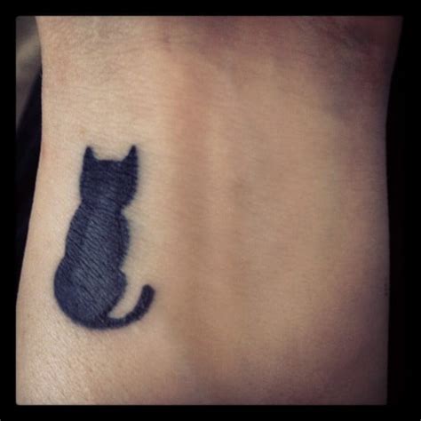 Black cat tattoo – Tatuajesxd