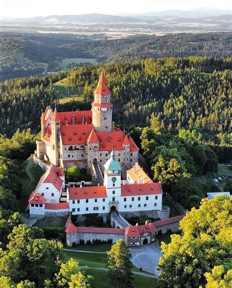 Bouzov Castle, Czechia : r/castles