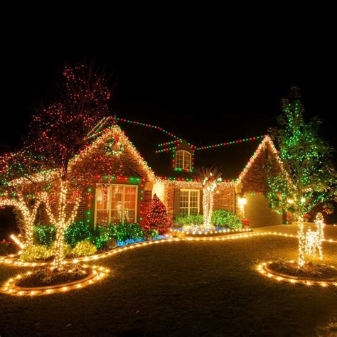 50 Spectacular Home Christmas Lights Displays | Decorating with ...