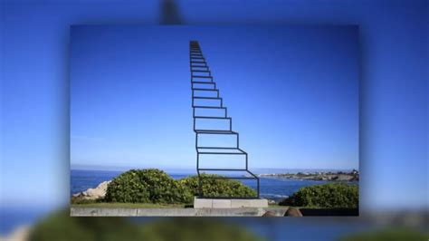 Mind-bending infinite staircase optical illusion goes viral | Creative ...