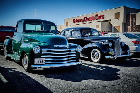 Gateway Classic Cars - Classic Car Sales USA