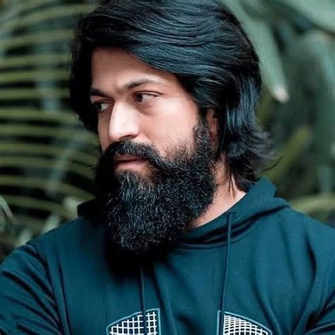 KGF Fame Yash Is Here With Some Sensational 'Beard Grooming Goals', Check Pics And Take Cues