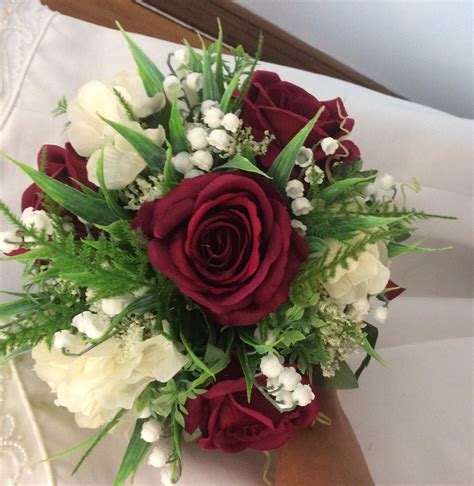 A bouquet collection featuring silk roses in a choice of colours and s – AbigailRose