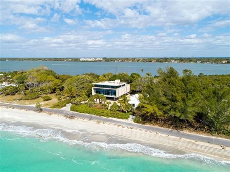 54 Sarasota Beach Homes For Sale - Sarasota FL Beachfront Real Estate ...