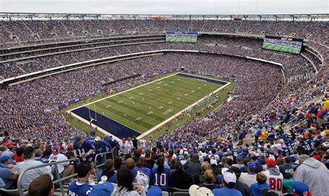 New York Giants Luxury Suites: Learn All About the Stadium before Booking