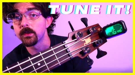 How To Tune a Bass Ukulele - YouTube