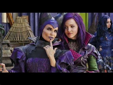 The DCOM Review! Descendants - YouTube