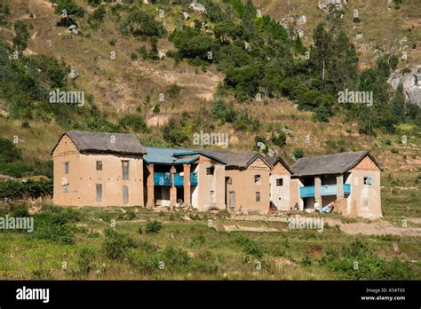 Traditional Merina houses, Highlands near Antsirabe, Madagascar Stock Photo - Alamy