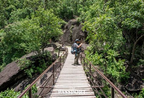 ออบหลวง: ช่องแคบผาหินและดินแดนมนุษย์ยุคโบราณ - The Passport