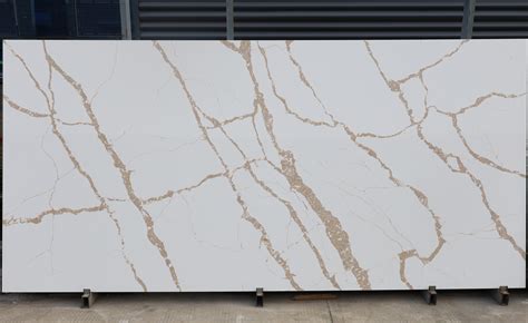 Calacatta Oro Engineered Quartz Slabs, Countertops, Kitchen Peninsula and Vanity Tops China