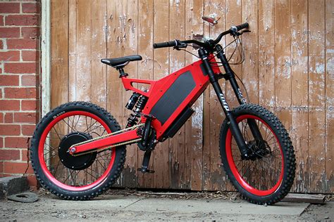 Stealth B-52 Bomber Electric Bike | The Coolector