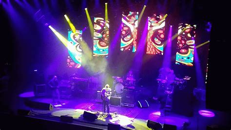 VIDEO Widespread Panic covers Grateful Dead “Cream Puff War” at Fox ...