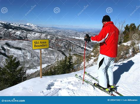 Skiing in Aspen, Colorado stock photo. Image of colorado - 28541542