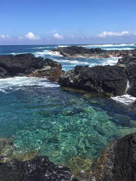 Browns Beach - Hilo, Hawaii | Cascadas