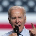 Angry Joe Biden pointing finger Meme Generator - Imgflip
