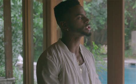 Bryson Tiller Drops "Exchange" Video | Sidewalk Hustle