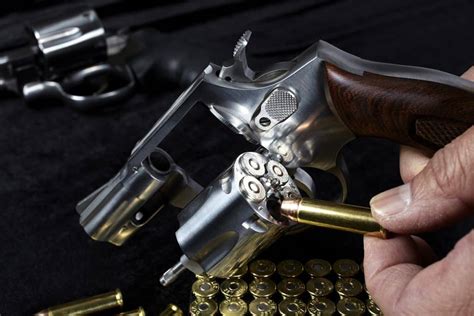 Best Snub Nose Revolvers – 2022 Ultimate Round-up - Gun Mann