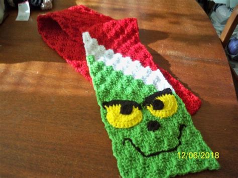 grinch | Grinch, Crochet blanket, Blanket