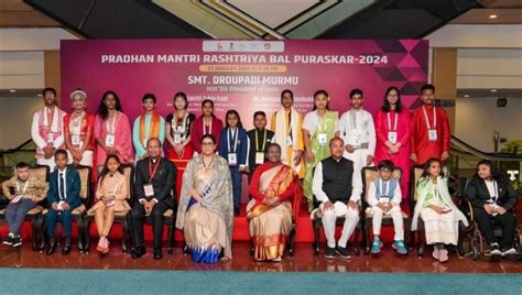 President Draupadi Murmu Awards Nineteen Children With PM Bal Puraskar 2024