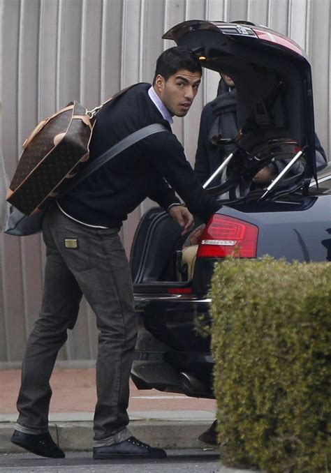 Liverpool's Luis Suarez Could Move to Paris Saint Germain - Report | IBTimes UK