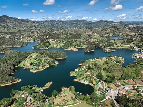 Climbing the Guatapé Rock: El Peñón de Guatapé (What to Know Before You ...