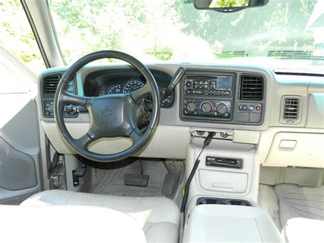 2000 Chevrolet Suburban - Pictures - CarGurus