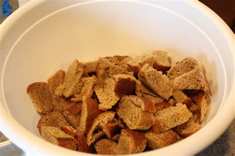 Snappily Ever After: Stale Bread? Consider Croutons!