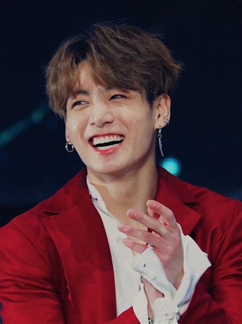 #jungkook laughs #bts | Jungkook laughing, Laughing face, Laugh meme