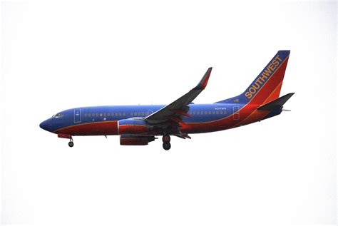 Southwest Boeing 737-700, N241WN, landing, OAK | In bad weat… | Flickr