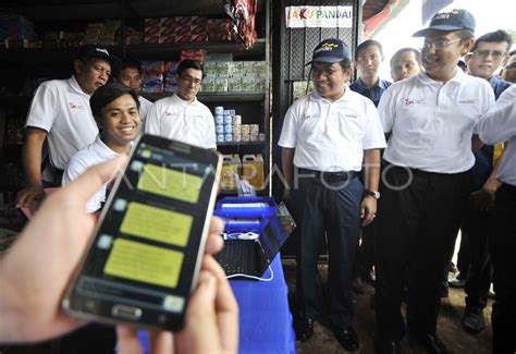 LAYANAN LAKU PANDAI MANDIRI | ANTARA Foto