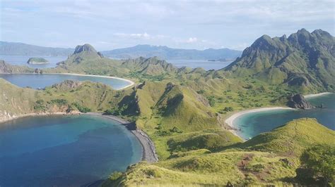 Komodo National Park, Indonesia - The World's Finest Treasures