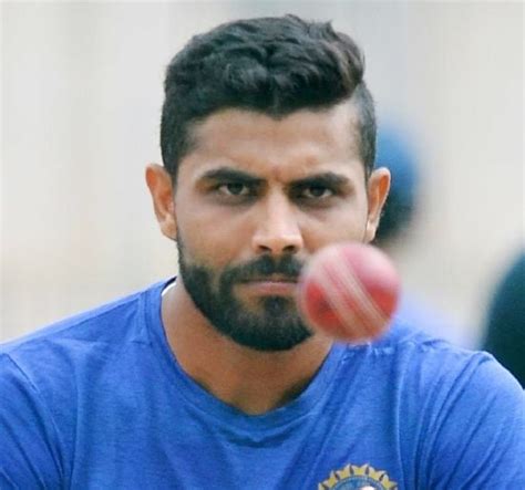 Ravindra Jadeja Height, Age, Wife, Children, Family, Biography ...