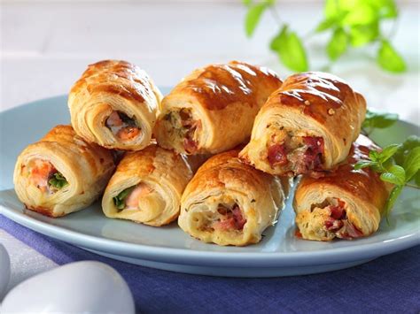 Savory pastry roll-ups Recipe | EatSmarter