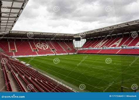 129 Mainz Stadium Stock Photos - Free & Royalty-Free Stock Photos from ...