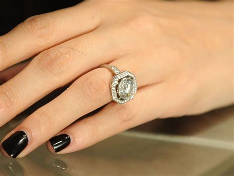 Celebrity Engagement Ring Pictures: 10 Rings That You've Probably Never Seen | Glamour