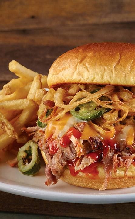 Brisket Sandwich - Barbecue Basket