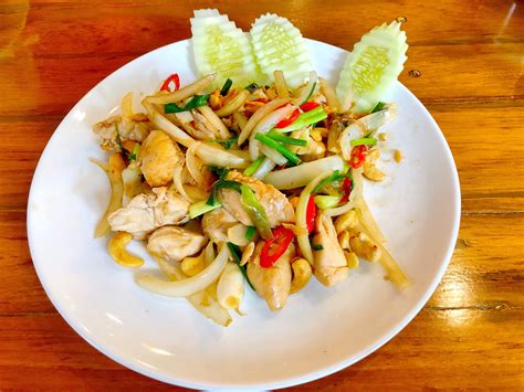 10. stir-fried-chicken-with-vegetables-and-cashew-nuts-thai-food-thai-dish-taste-of-thailand ...