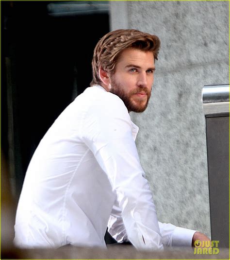 Liam Hemsworth & Priyanka Chopra Film Dancing Scene for 'Isn't It ...