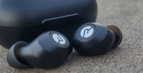 Raycon The Everyday Bluetooth Wireless Earbuds User Manual - ManualsDock